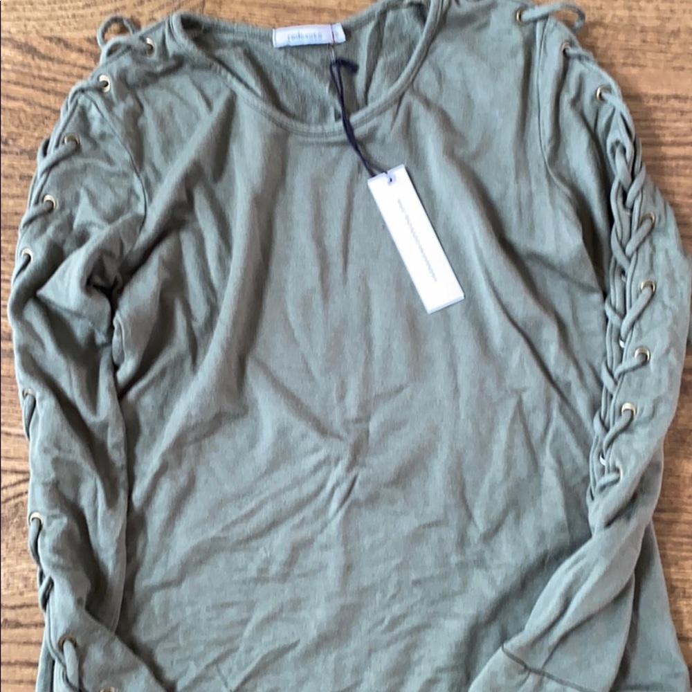 Never worn size small redhaute tee